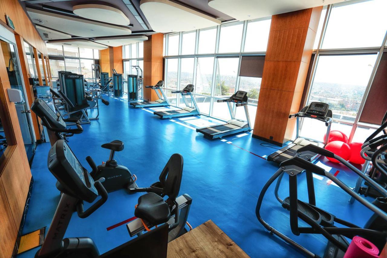 The Green Park عنتاب المظهر الخارجي الصورة The gym at the 36th floor