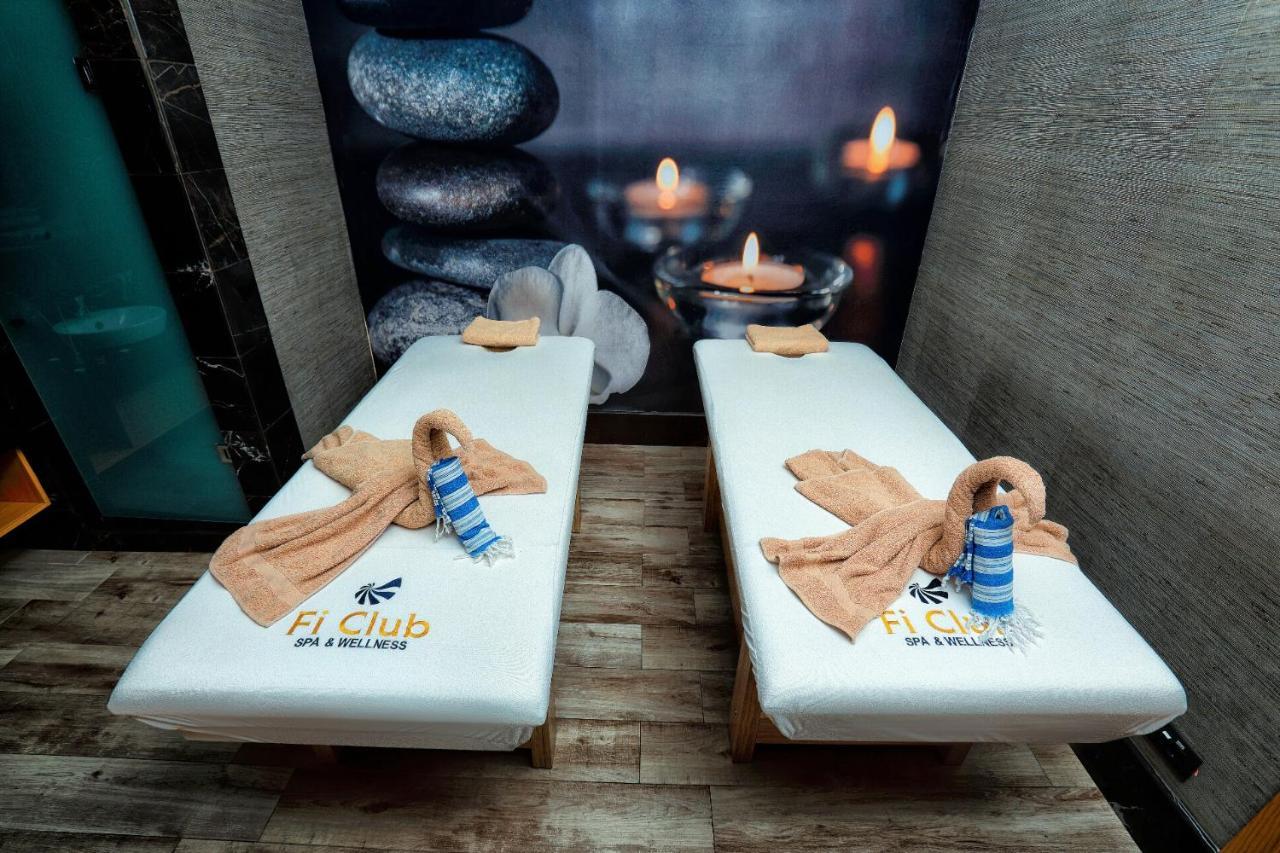 The Green Park عنتاب المظهر الخارجي الصورة Massage beds at a spa